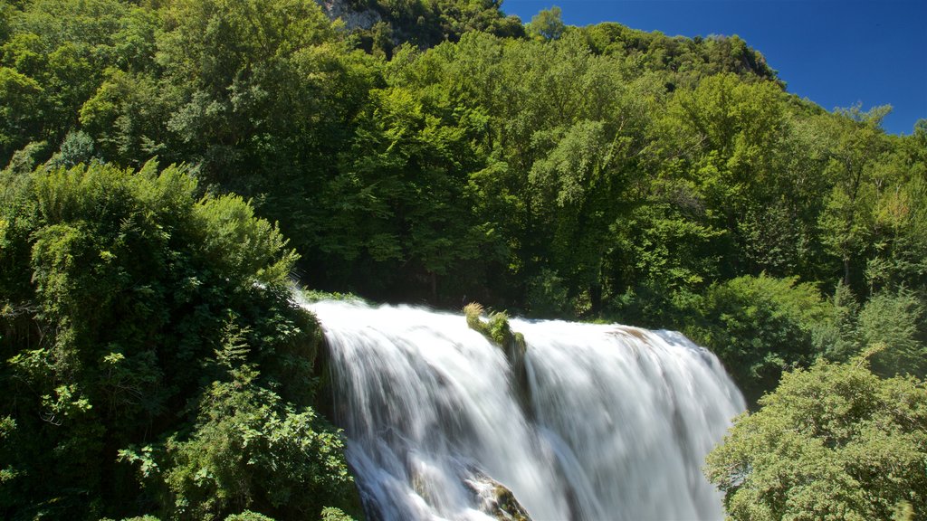 Cascata delle Marmore showing a waterfall