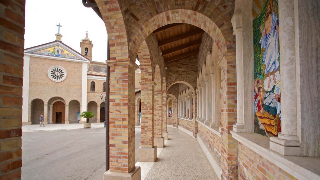 Santuario della Madonna dello Splendore showing a church or cathedral, religious elements and outdoor art