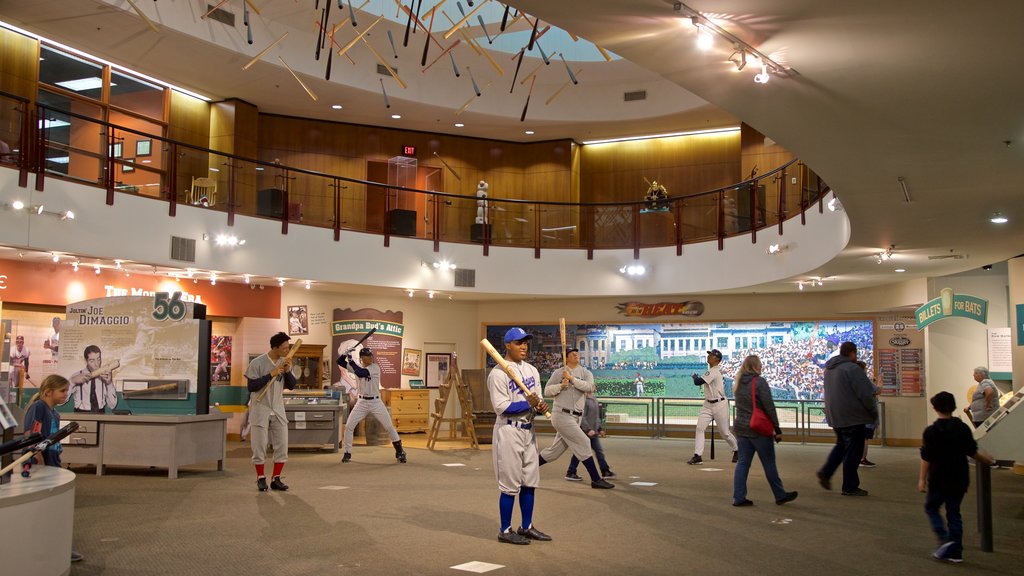 Louisville Slugger Museum som inkluderar interiörer