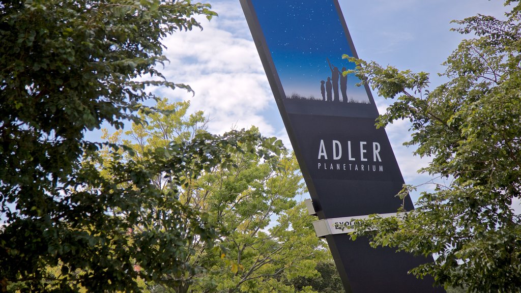 Adler Planetarium and Astronomy Museum mettant en vedette signalisation