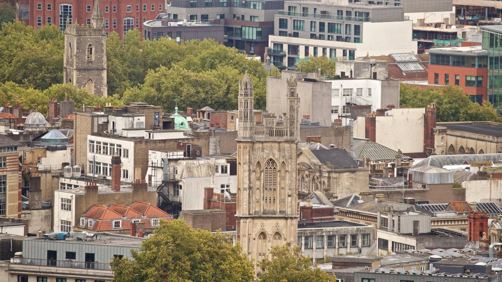 Cabot Tower mostrando paisagem, elementos de patrimônio e uma cidade