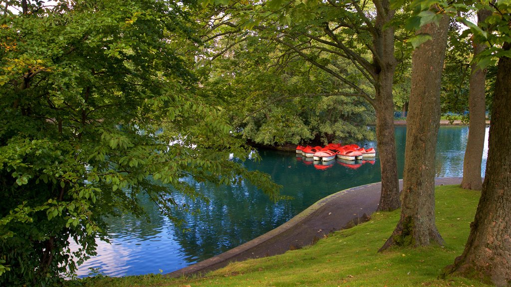 Lister Park which includes a garden and a pond