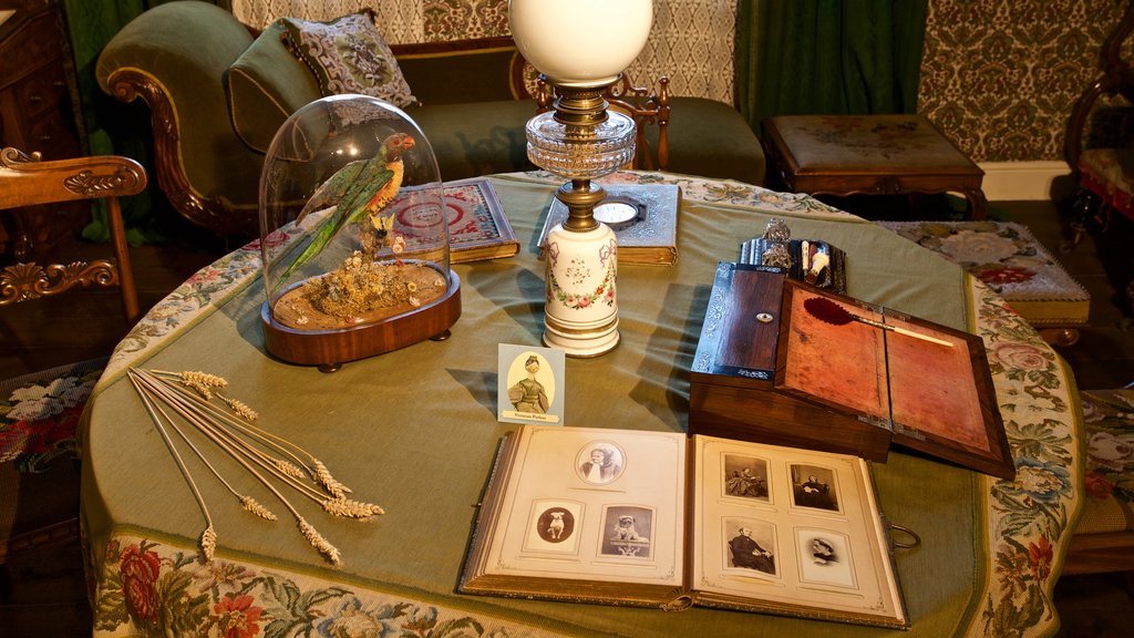 Strangers Hall Garden showing a house, interior views and heritage elements