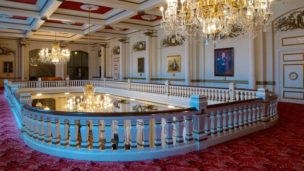 Cincinnati Music Hall showing interior views and music