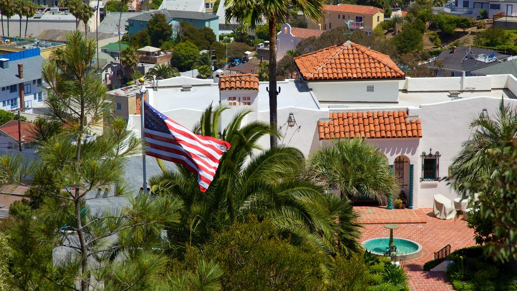 Catalina Island showing heritage architecture and a house