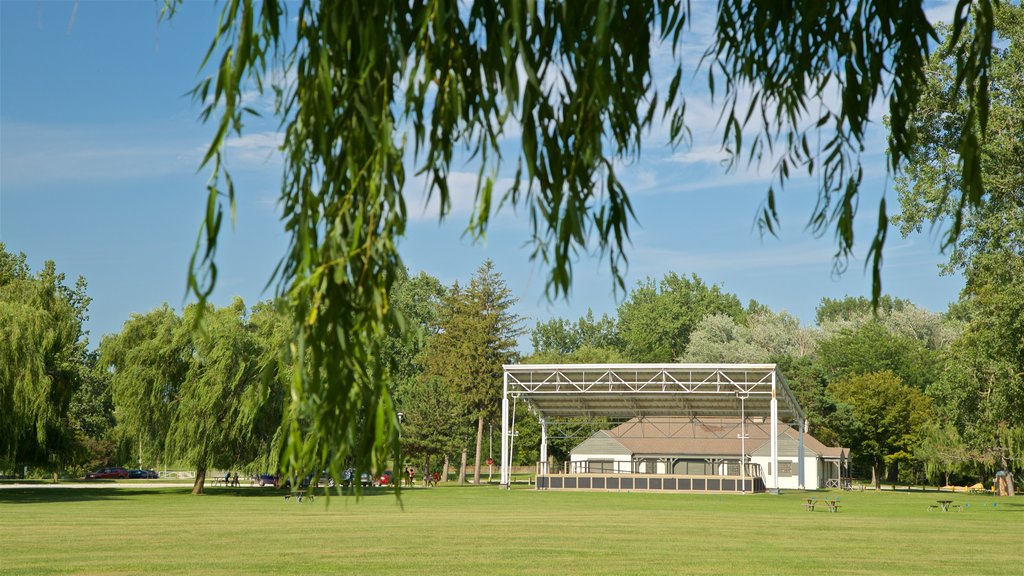 Ojibway Island showing a garden