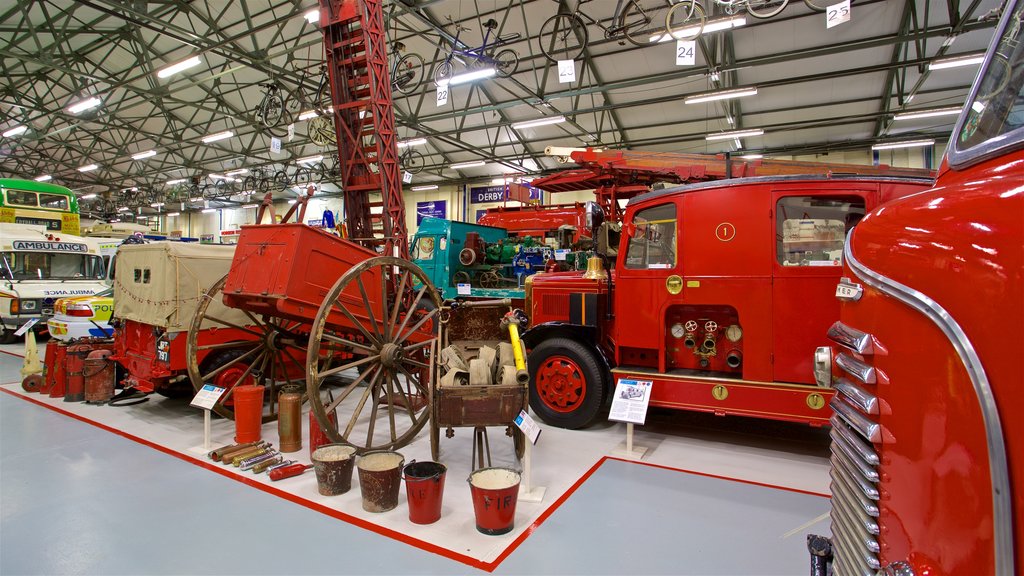 Ipswich Transport Museum mostrando vistas internas e elementos de patrimônio