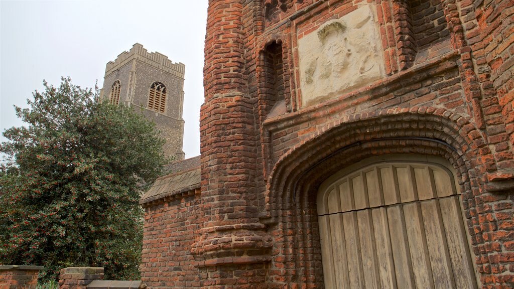 Wolsey\'s Gate which includes heritage elements