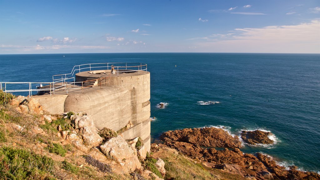 Jersey caracterizando paisagem, paisagens litorâneas e litoral rochoso