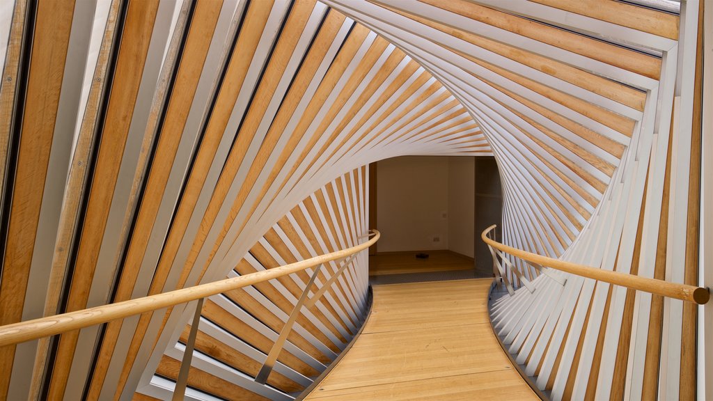 Royal Opera House showing interior views and modern architecture