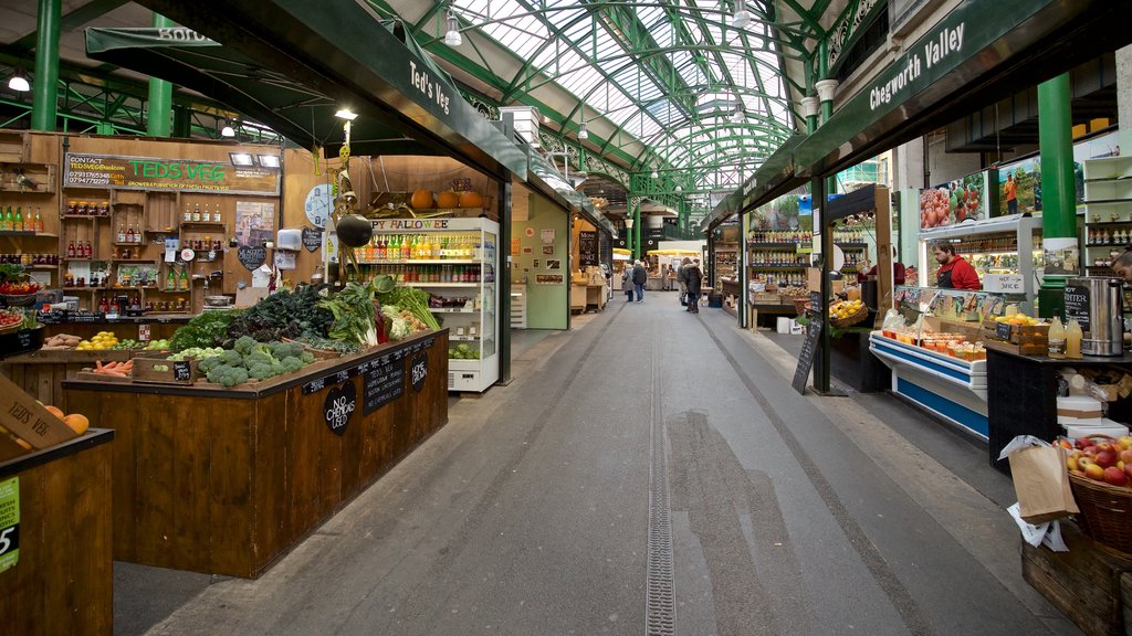 Borough Market featuring markkinat