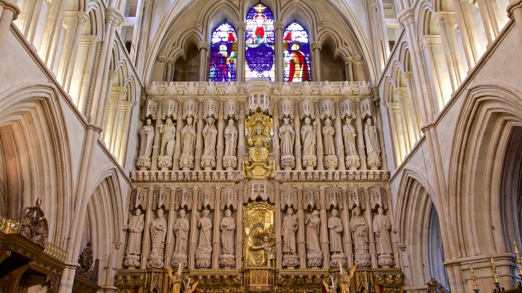 Southwark Cathedral which includes heritage elements, a church or cathedral and interior views