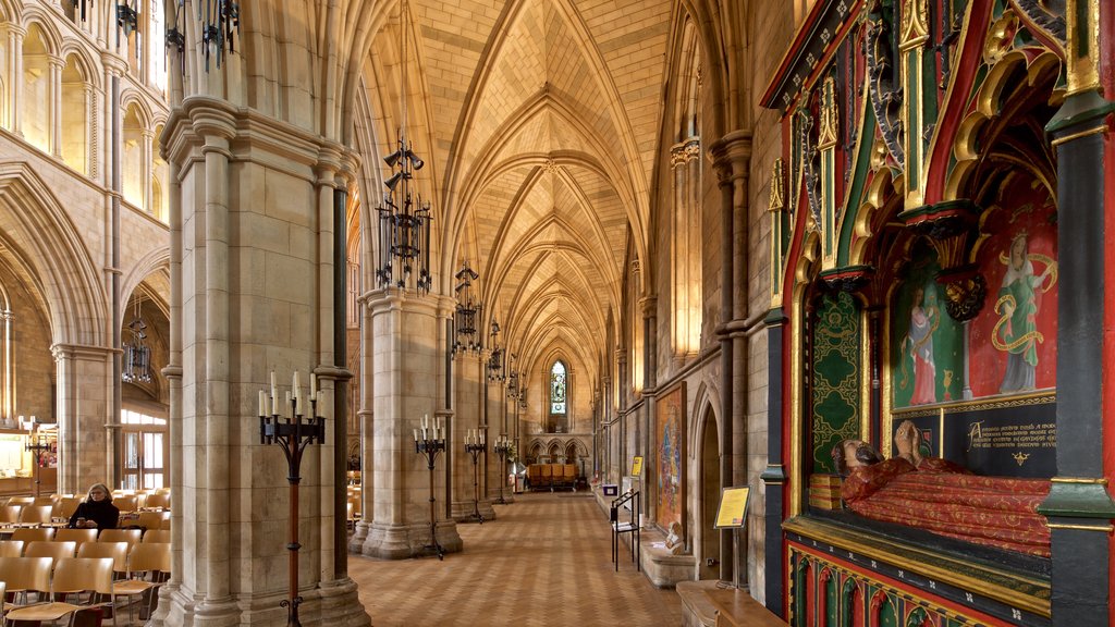 Southwark Cathedral showing heritage elements, a church or cathedral and interior views