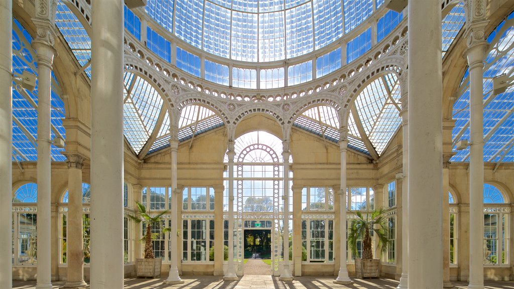 Syon Park showing interior views and heritage elements