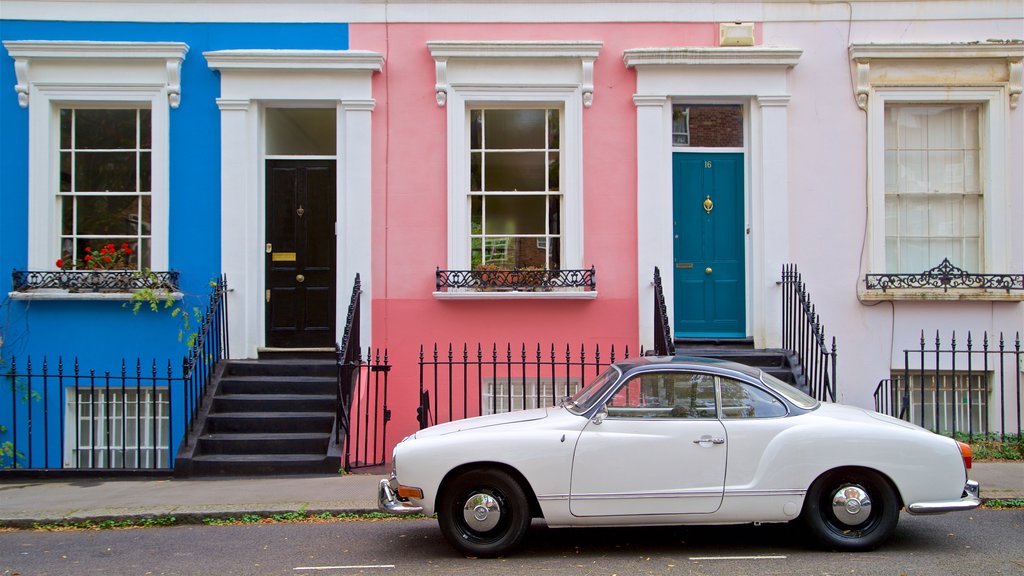 Portobello Road Market que inclui elementos de patrimônio e uma casa