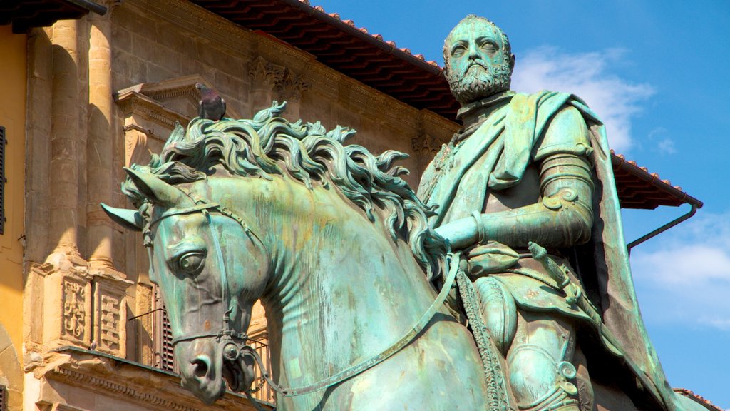 Piazza della Signoria toont een stad, een standbeeld of beeldhouwwerk en kunst