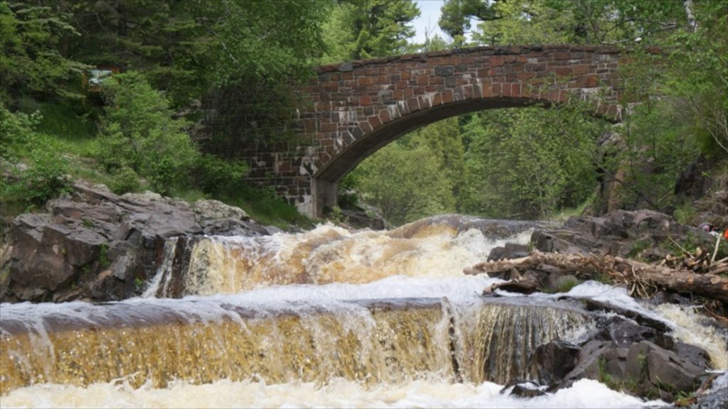 Duluth showing rapids and a bridge