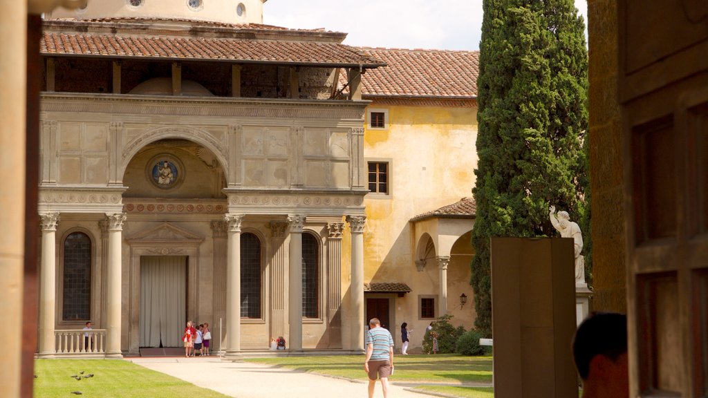 Basilica of Santa Croce showing heritage architecture, a church or cathedral and religious aspects