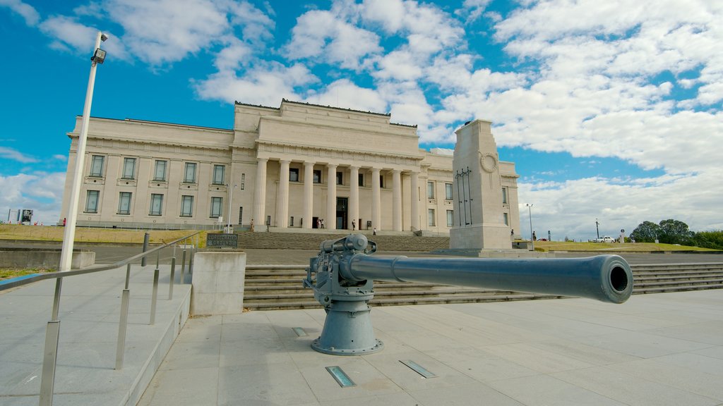 Auckland War Memorial Museum showing military items, a memorial and skyline