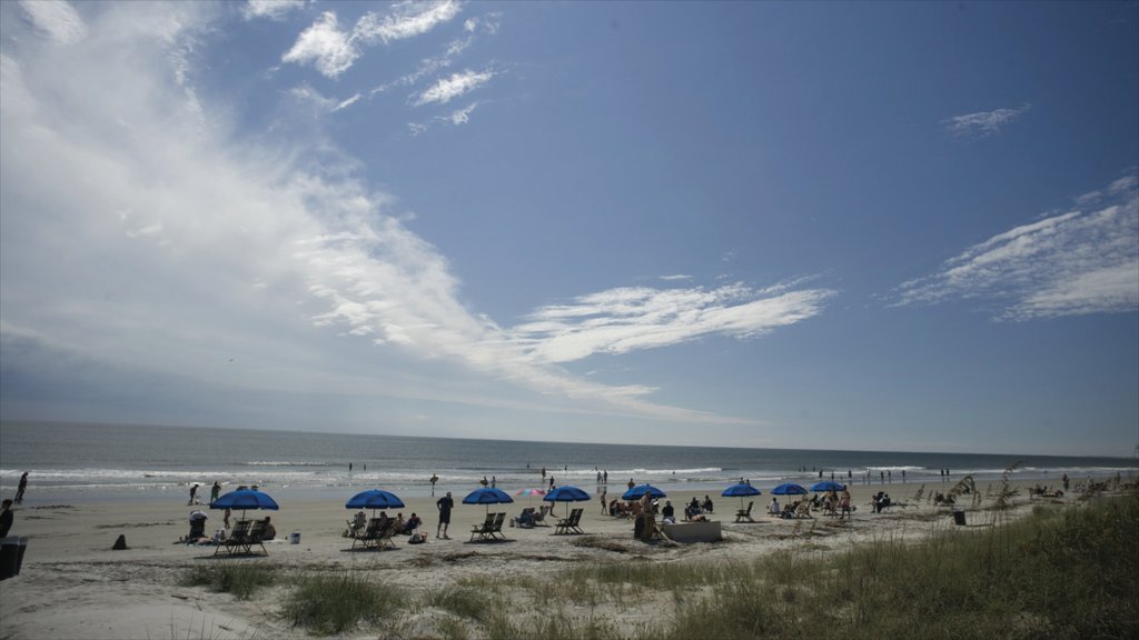 Hilton Head featuring a beach as well as a large group of people