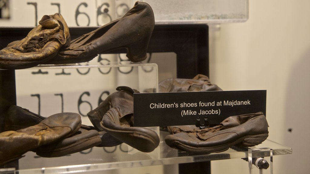 Dallas Holocaust Museum showing signage and interior views