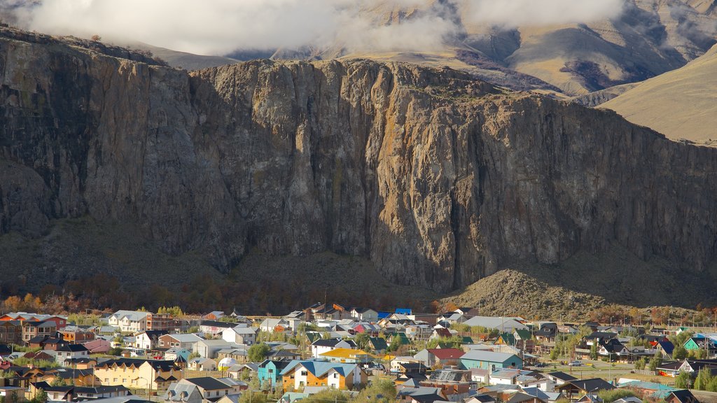 El Chalten showing a small town or village, landscape views and a gorge or canyon