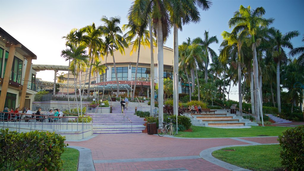 Broward Center for the Performing Arts featuring a garden