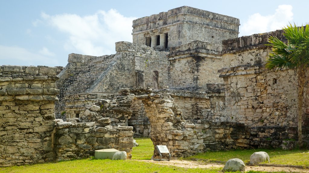 Tulum Mayan Ruins featuring building ruins