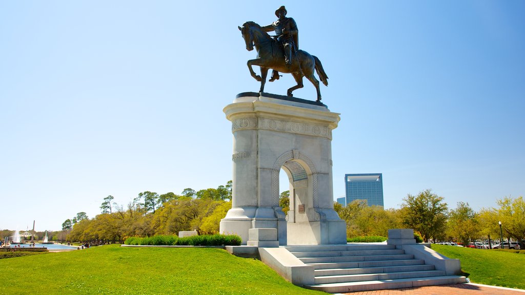 Hermann Park showing a statue or sculpture, landscape views and a monument