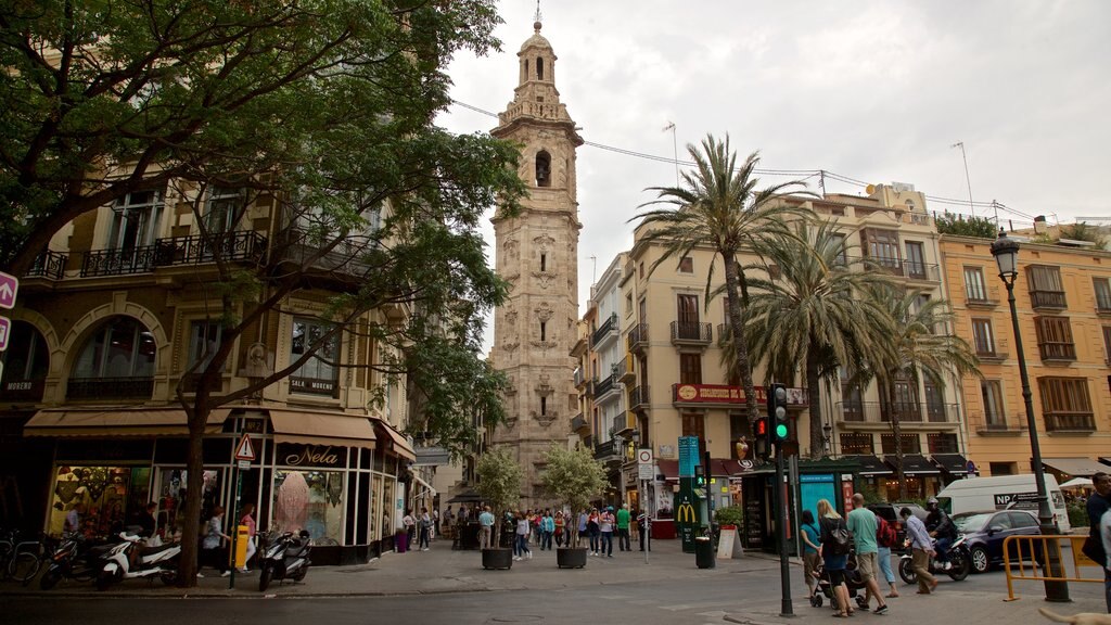 Santa Catalina Church and Tower showing heritage elements