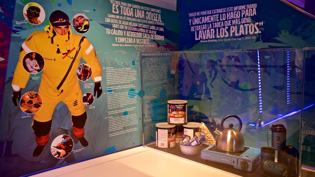 Museo Volvo Ocean Race featuring signage and interior views