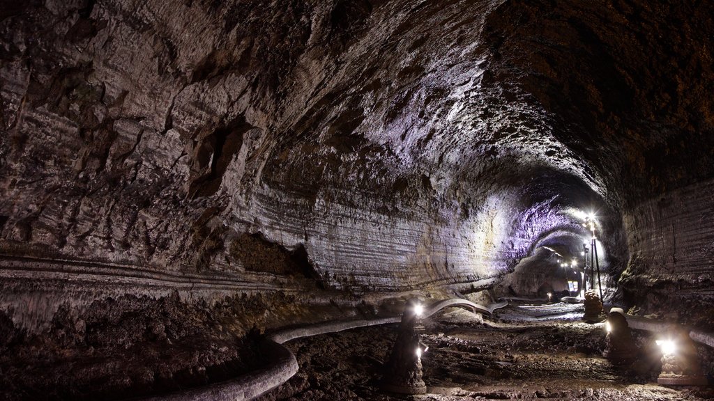 Manjanggul Lava-tube Cave showing caves