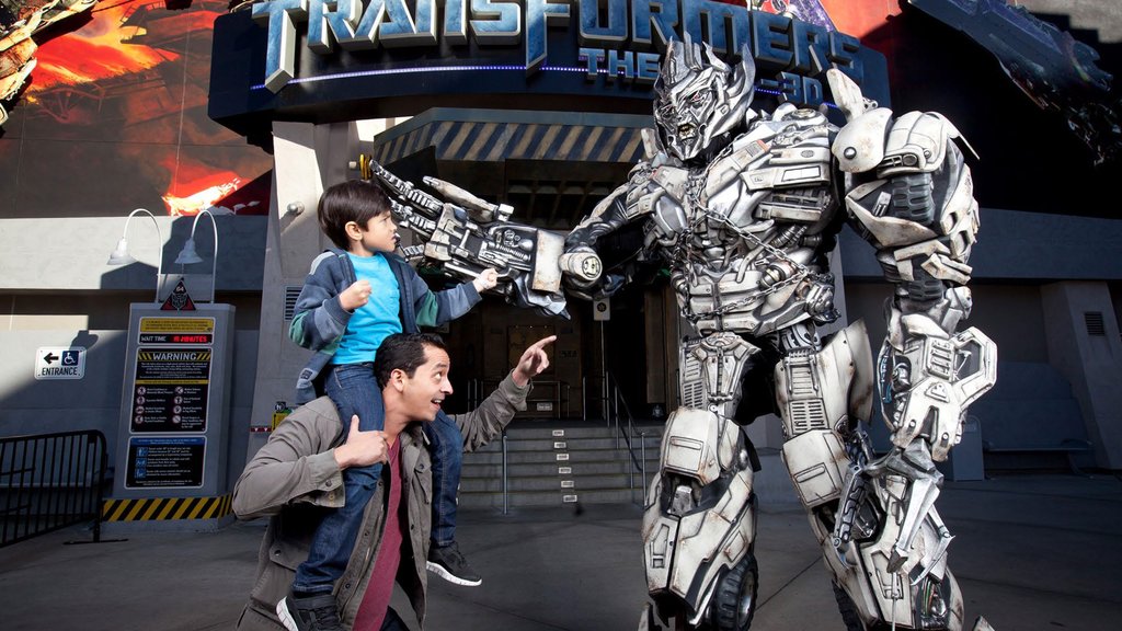 Universal Studios Hollywood™ featuring rides as well as a family