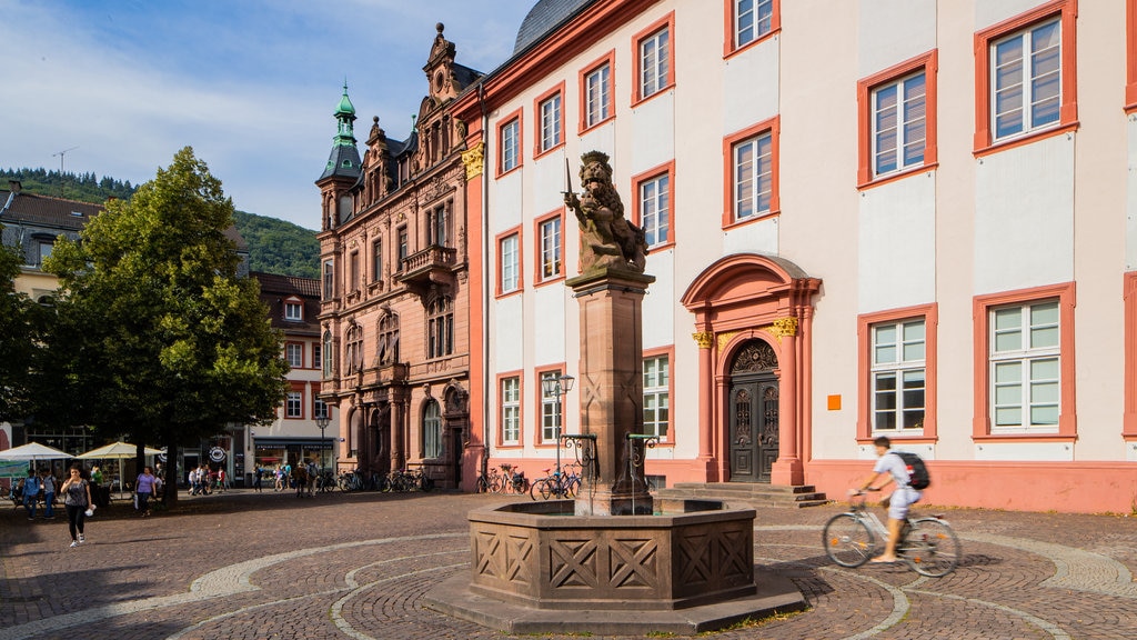 มหาวิทยาลัย Heidelberg วิทยาเขตเก่า ซึ่งรวมถึง น้ำพุ