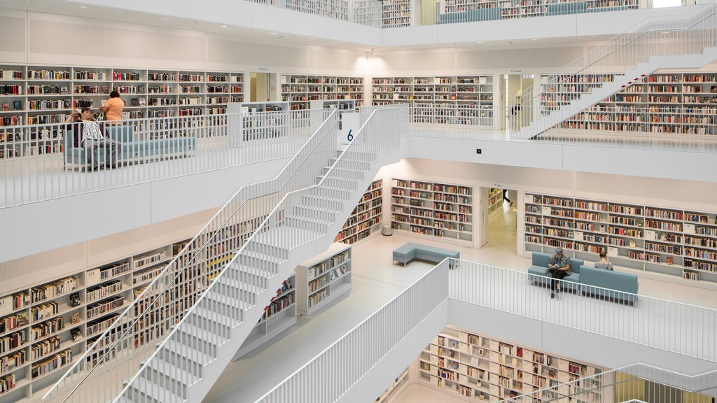 Bibliothèque municipale de Stuttgart qui includes vues intérieures