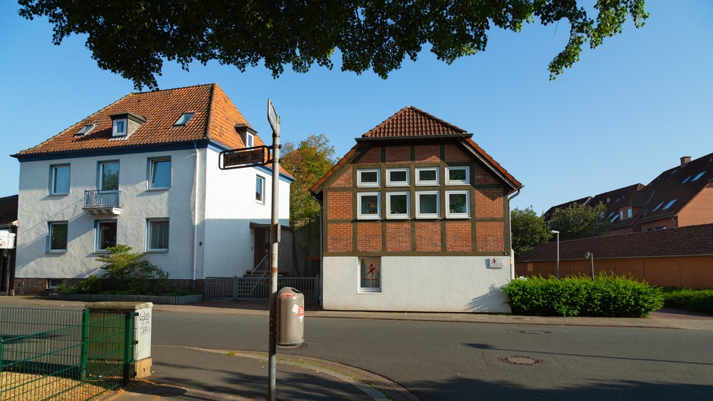 Badenstedt which includes a house