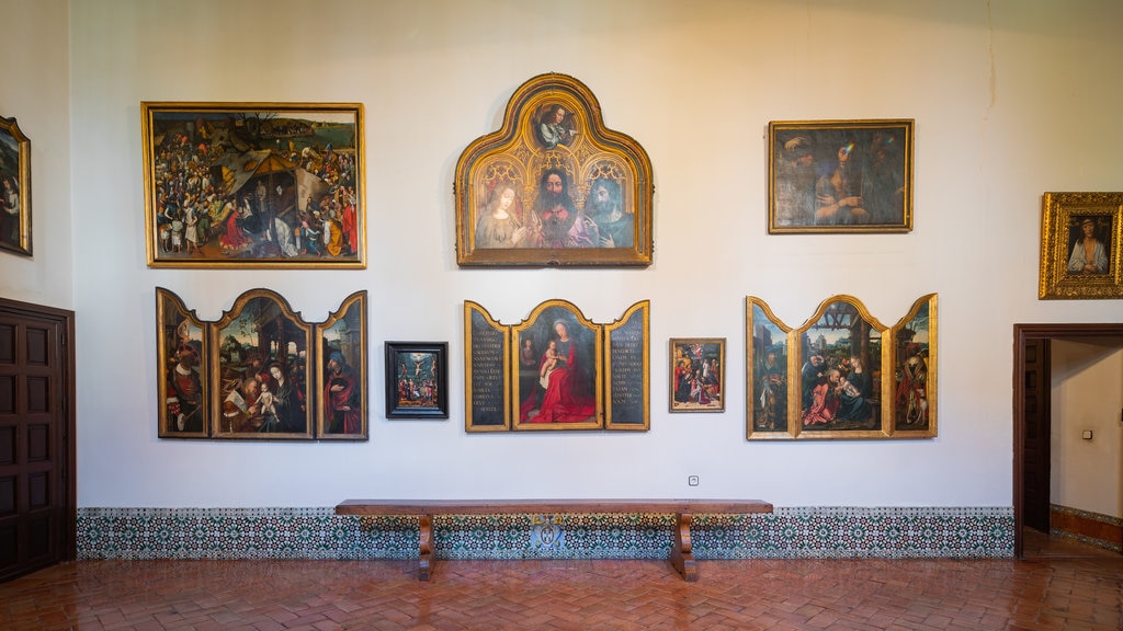 Convento de las Descalzas Reales que incluye vistas interiores, arte y aspectos religiosos