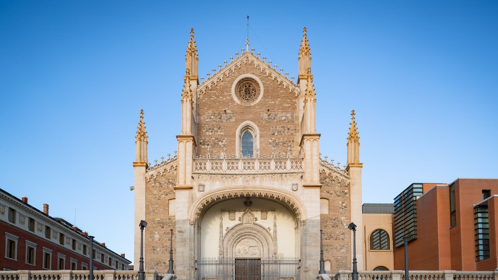 Church of San Jeronimo El Real featuring a church or cathedral and heritage architecture