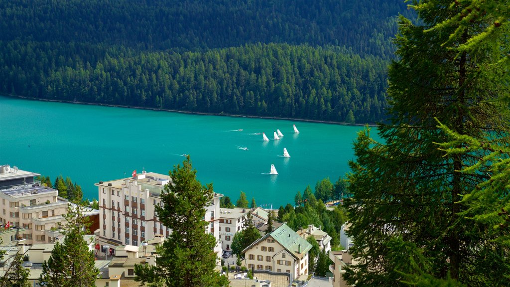 St. Moritz ofreciendo un río o arroyo, vistas de paisajes y una pequeña ciudad o pueblo