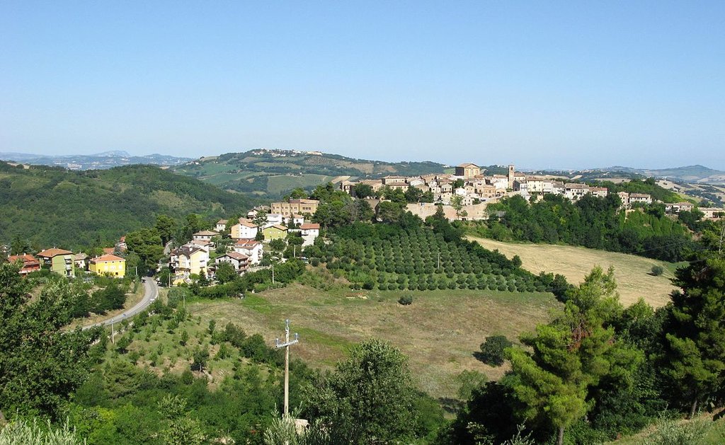 Mombaroccio - Di Toni Pecoraro - Opera propria, Pubblico dominio, https://commons.wikimedia.org/w/index.php?curid=11134224