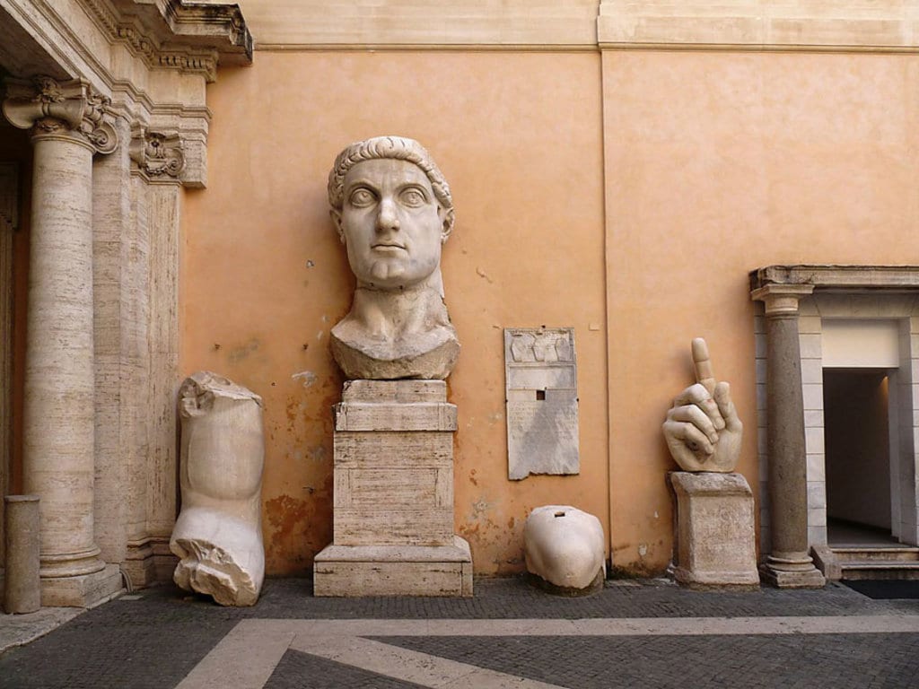 Il Colosso di Costantino ai Musei Capitolini - By Alessio Damato (Own work)  , via Wikimedia Commons