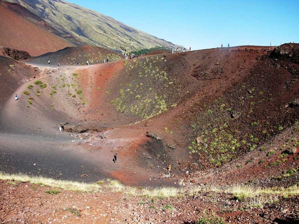 Etna, Crateri Silvestri - By Hein56didden, (Opera propria)  , via Wikimedia Commons