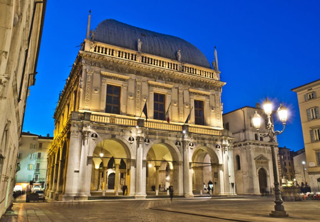 La Loggia, sede della Giunta comunale di Brescia, nell'omonima Piazza - Photo credit Shutterstock