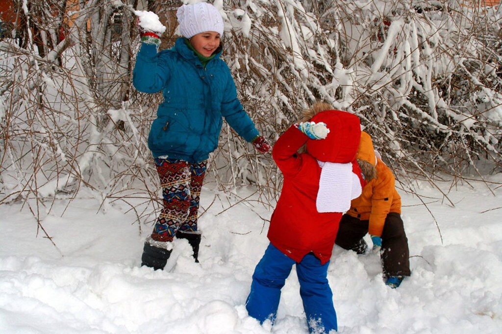 Divertirsi è facile in montagna per i bambini! 