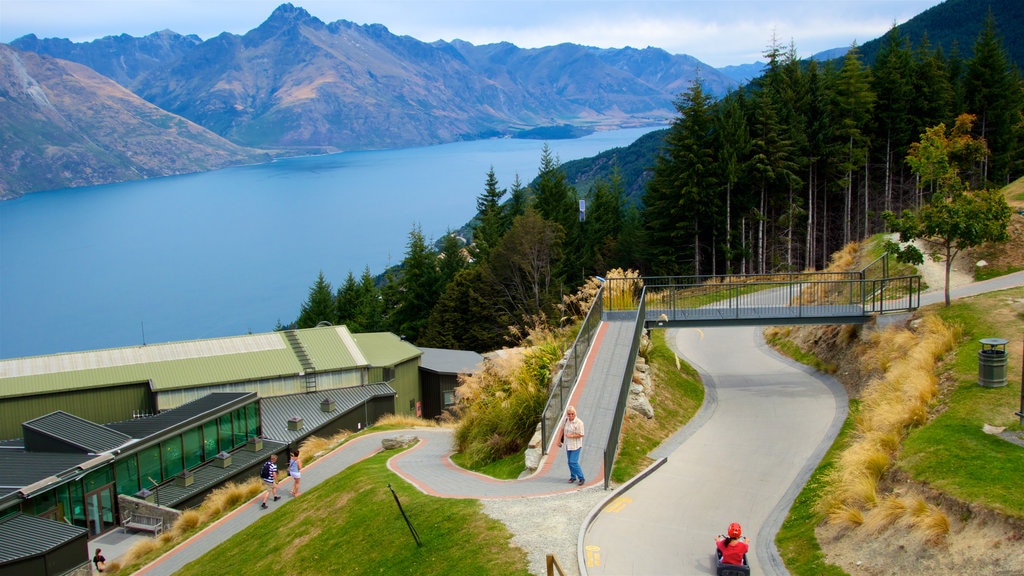 Skyline Gondola showing hiking or walking, a garden and a lake or waterhole