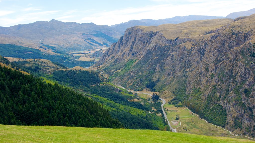 Bob\'s Peak which includes mountains and landscape views