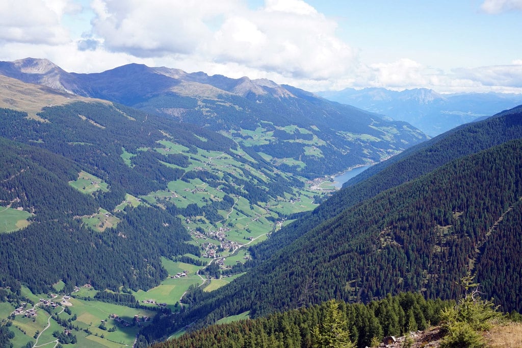 La Val d'Ultimo vista dal Colle Largo - Courtesy of Arosea Life Balance Hotel