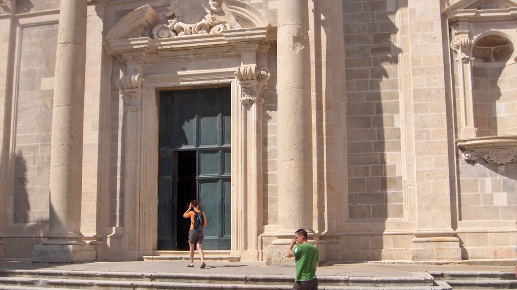 Rector\'s Palace mostrando arquitetura de patrimônio e um pequeno castelo ou palácio