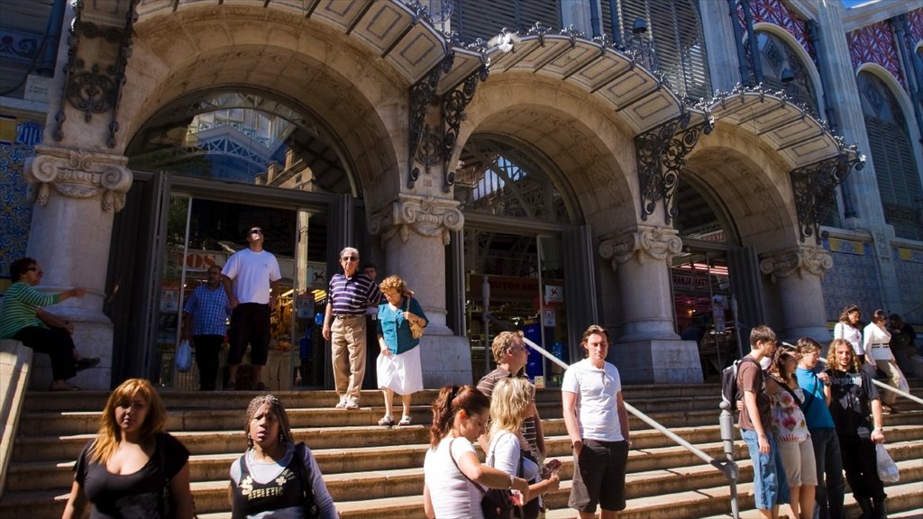 Central Market which includes a city, street scenes and markets