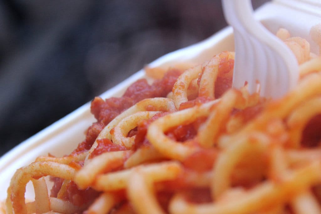 Gli spaghetti all'amatriciana. A fine agosto delizieranno il palato di chi raggiungerà la cittadina di Amatrice (RI). CC0 Public Domain